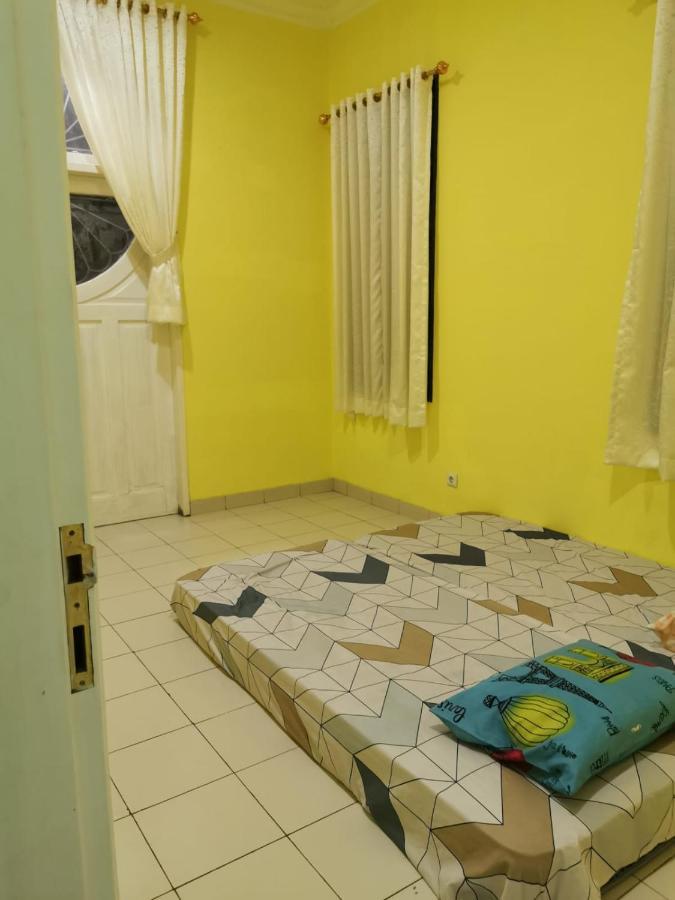Villa Wubao Kota Bunga 3 Kamar Harga Budget Cinengangirang Exterior foto